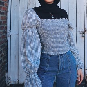 Off shoulder shirt